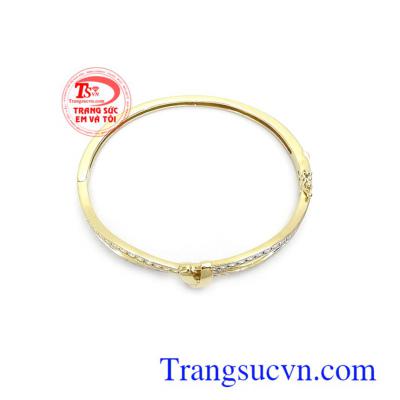 Vòng tay vàng nữ xinh xắn, thời trang