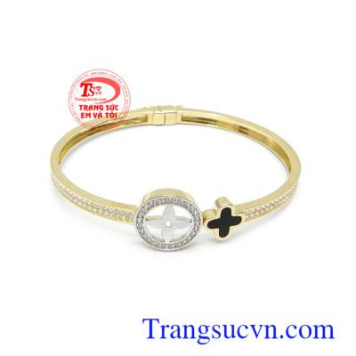 Vòng tay Korea 10k sang trọng, thời trang, xinh xắn và độc đáo, phù hợp phong cách phái đẹp, dễ dàng kết hợp với nhiều phong cách thời trang khác nhau