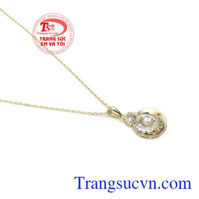 Bộ dây chuyền thanh lịch, giao hàng nhanh trên toàn quốc.