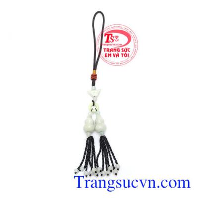 Móc treo ôtô hồ lô may mắn là sản phẩm ngọc cẩm thạch thiên nhiên dùng để treo ô tô