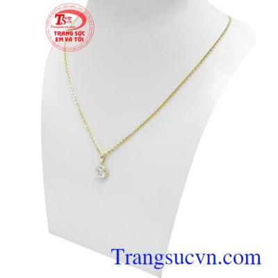 Bộ dây chuyền nữ vàng quý phái được đính đá đẹp, lấp lánh được các bạn gái ưa thích, tôn lên sự dịu dàng, tinh tế, phong cách và thời trang