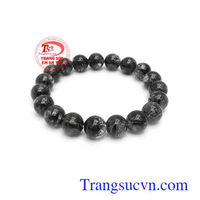 Chuỗi tay thạch anh tóc hưng thịnh 10 ly có tác dụng rất tốt trong phong thủy giúp bạn gặp nhiều may mắn và thành công trong cuộc sống