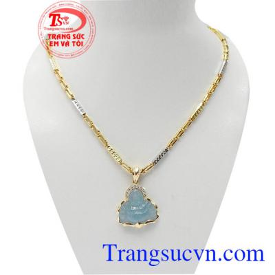 Bộ dây chuyền phật di lặc vàng là sản phẩm mặt dây chuyền vàng tây có gắn đá aquamarin thiên nhiên, có giấy kiểm định