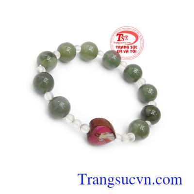 Chuỗi mân côi cẩm thạch an lành như một tuyên xưng đức tin, như một lời nhắc nhở để lần chuỗi, hoặc vì lý do tương tự “để tôn vinh Thiên Chúa” của mỗi người