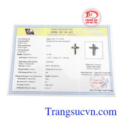 Mặt dây có giấy kiểm định đá quý.