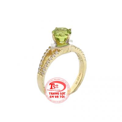 Nhẫn peridot hạnh phúc