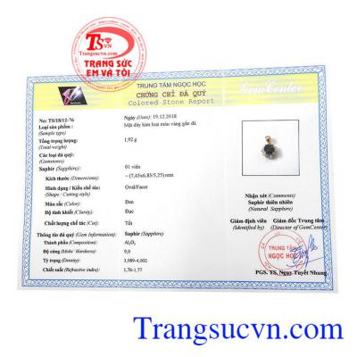 Giấy kiểm định từ trung tâm ngọc học