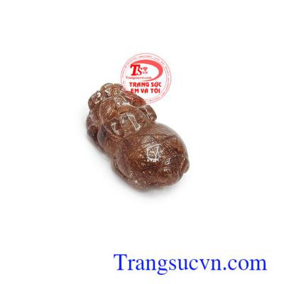 Tỳ hưu thạch anh tóc đại lộc vời Tỳ hưu là linh vật đặc biệt, có tác dụng chiêu tài lộc, thăng tiến trong công việc, mang lại bình an, may mắn và hạnh phúc cho người đeo