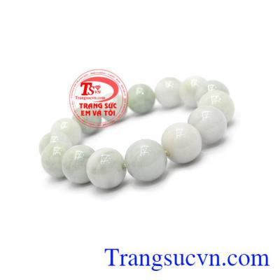 Ngọc cẩm thạch mang nguồn năng lượng tốt, mang lại nhiều may mắn, sức khỏe cho người đeo