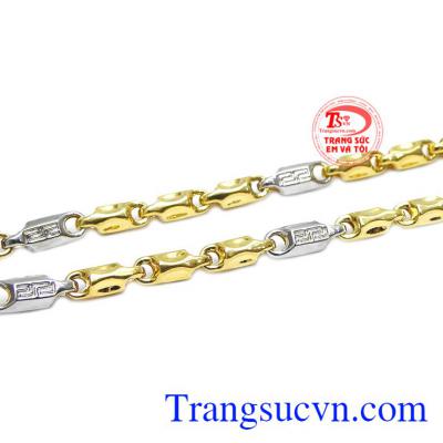 Sản phẩm kết hợp từ vàng màu và vàng trắng.