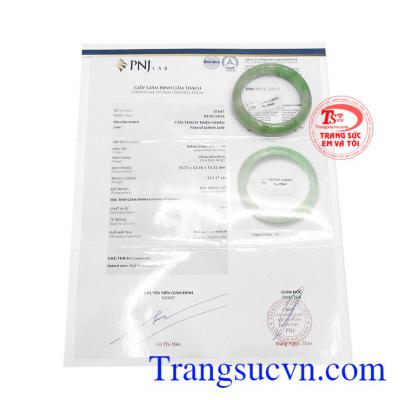 Ngọc cẩm thạch thiên nhiên mang đến sự bình an, may mắn và thịnh vượng. 