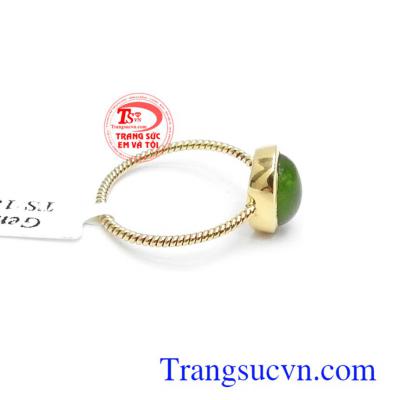 Nhẫn nữ vàng 14k gắn Nephrite thiên nhiên sang trọng, tinh tế và thời trang phái đẹp