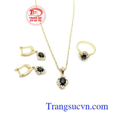 Bộ nữ trang Sapphire may mắn kết hợp độc đáo, gắn Sapphire thiên nhiên cao cấp
