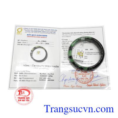 Ngọc cẩm thạch thiên nhiên hợp phong thủy và có thể dùng cho nhiều mệnh.