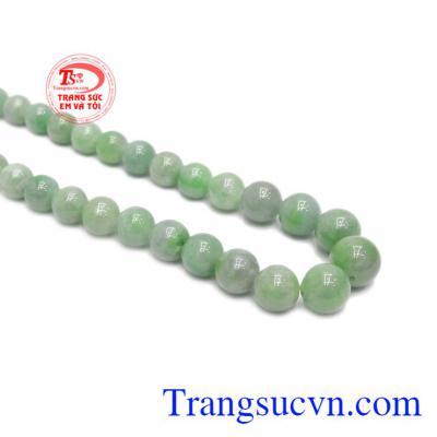 Kiểu dáng sang trọng, quý phái mang đến cho người phụ nữ một sản phẩm hoàn hảo.