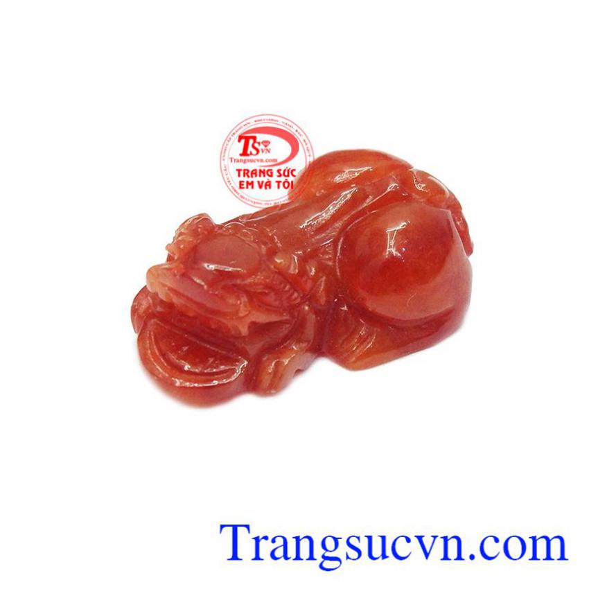 Tỳ hưu mông cong đỏ đẹp