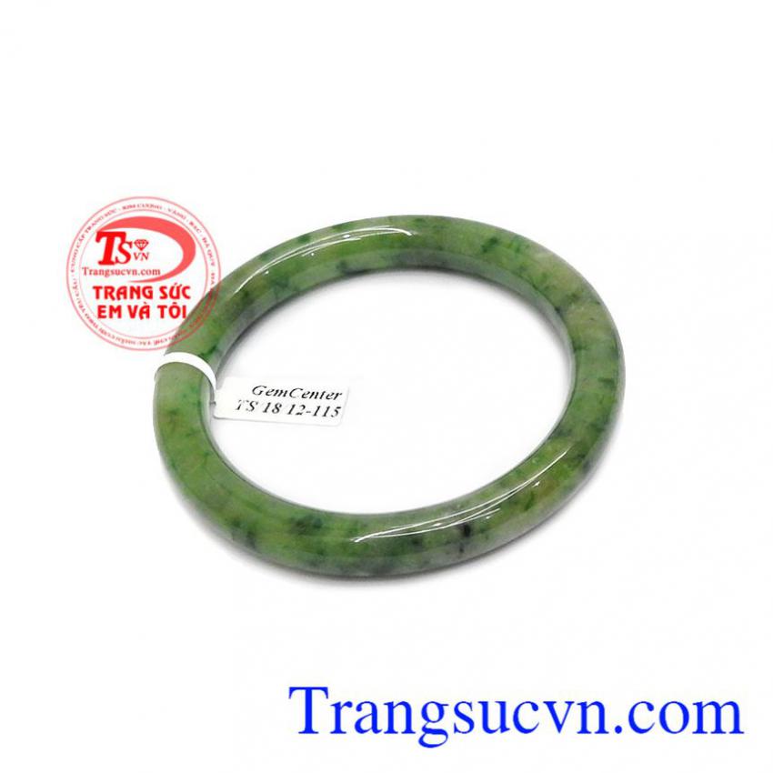 Vòng tay ngọc cẩm thạch đẹp quý
