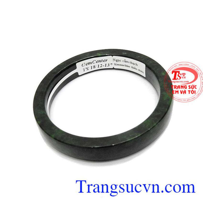 Vòng ngọc cẩm thạch linh nhiệm