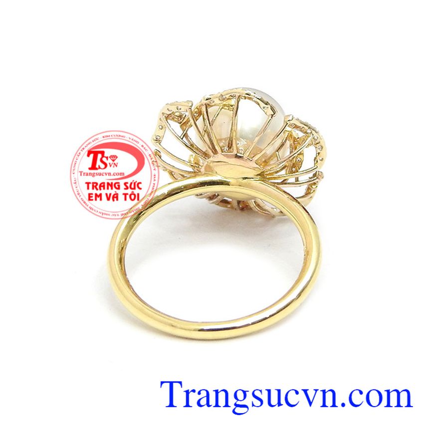 Nhẫn nữ vàng gắn đá quý ngọc trai dành cho phái đẹp, đeo hợp thời trang và quý phái