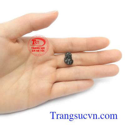 Tỳ hưu Sapphire phù hợp làm mặt dây chuyền, mặt nhẫn sang trọng, tinh tế