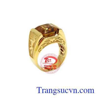 Nhẫn nam thạch anh vàng tinh tế là sản phẩm nhẫn nam thạch anh vàng thiên nhiên, sản phẩm có giấy kiểm định của trung tâm kiểm định