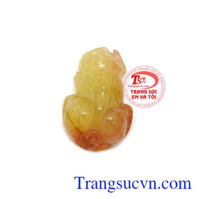 Mặt dây tỳ hưu đại cát là sản phẩm thạch anh tóc thiên nhiên dùng làm mặt dây chuyền, mặt nhẫn, lắc tay