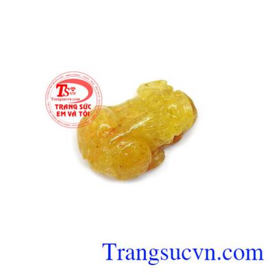 Tỳ hưu là linh vật chỉ ăn vàng, bạc, đặc biệt tỳ hưu không có hậu môn, do vậy vàng bạc nó ăn vào không bị mất đi đâu