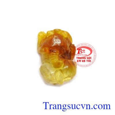 Tỳ hưu phát tài lộc là sản phẩm thạch anh tóc thiên nhiên, sản phẩm chất lượng cao hợp với người mệnh thổ và mệnh kim