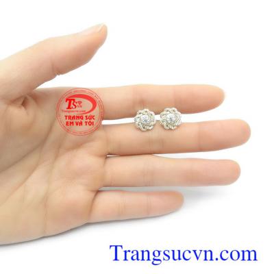 Hoa tai vàng Korea thời trang đính đá phong cách và độc đáo.