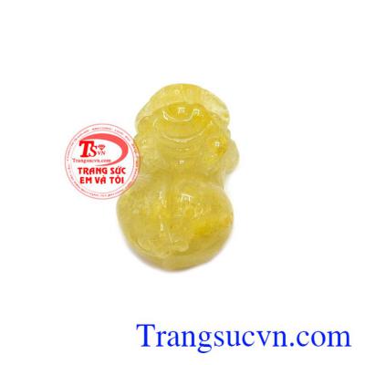 Tỳ hưu đẹp đại cát là sản phẩm thạch anh tóc thiên nhiên mang lại nhiều may mắn về tiền bạc, công việc cho người đeo