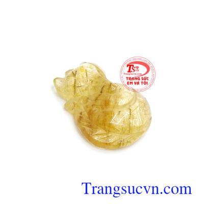 Mặt hồ ly thạch anh tóc phú quý trong phong thủy hồ ly là biểu tượng cho sắc đẹp, sự khôn khéo và quyền lực, mang hồ ly bên người giúp may mắn trong đường tình duyên, khôn khéo trong giao tiếp