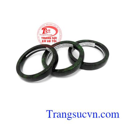 Vòng ngọc cẩm thạch có nhiều mẫu mã để bạn lựa chọn