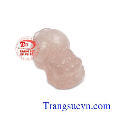 Tỳ hưu thạch anh hồng đẹp là sản phẩm thạch anh hồng thiên nhiên, sản phẩm được chế tác tinh tế, sắc nét