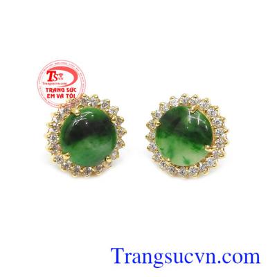 Ngọc cẩm thạch chứa nguồn năng lượng dồi dào, có khả năng giải trừ tà khí, chiêu tài lộc, may mắn và bình an cho người đeo