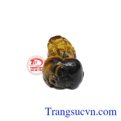 Tỳ hưu mắt hổ tài lộc được chế tác từ mắt hổ thiên nhiên.