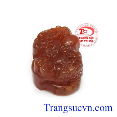 Tỳ hưu tiền thân là dòng dõi con cháu nhà rồng nên vốn dĩ tỳ hưu đã mang sự cao quý và giàu sang