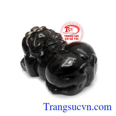 Đối với người tu hành loại đá này hỗ trợ trong quá trình thiền định để giúp họ gột rửa tâm hồn và đạt cảnh giới tối cao hơn