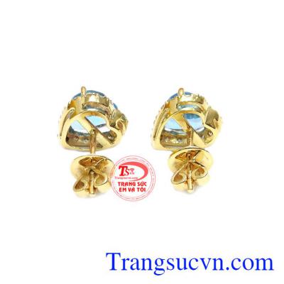 Đôi hoa tai thích hợp làm quà tặng cho người phụ nữ của bạn.