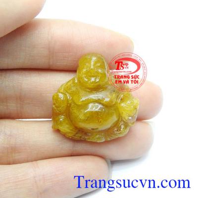 Nếu mang theo mặt dây phật di lặc thạch anh tóc vàng bạn sẽ tránh được lời thị phi, tránh sự cả tin yếu lòng