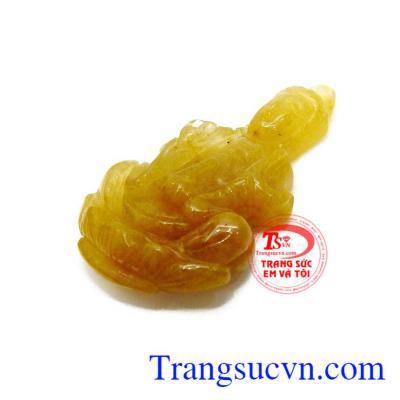 Đá thạch anh vốn chứa nguồn năng lượng mạnh nên thu hút các nguồn khí tích cực