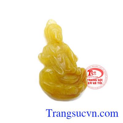 Đá thạch anh tóc vàng có tác dụng xua đuổi tà ma, tà khí, tránh xa các cô hồn, tà pháp