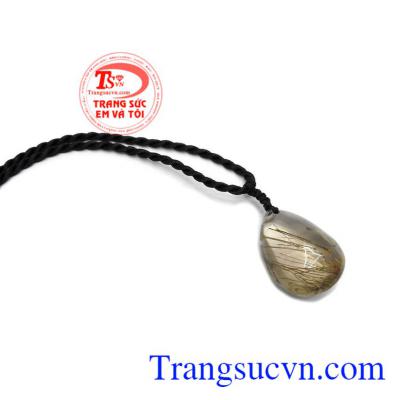 Mặt dây thạch anh tóc năng lượng được nhiều người ưa thích