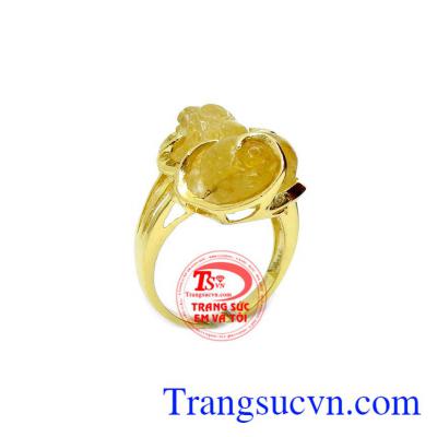 Nhẫn nữ vàng tỳ hưu may mắn là sản phẩm được các bạn nữ ưa thích