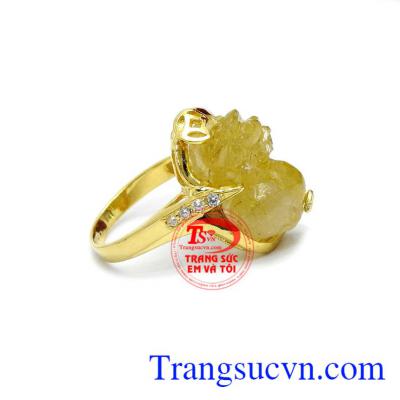 Tỳ hưu là linh vật thu hút tiền bạc, đem lại nhiều may mắn trong công việc