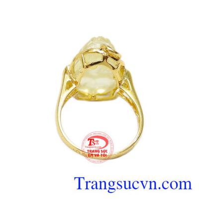Nhẫn được bảo hành uy tín, giao hàng toàn quốc.