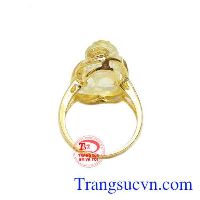 Việc sử dụng thường xuyên đá thạch anh vàng còn giúp hỗ trợ cải thiện các bệnh về tiêu hóa.