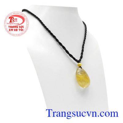 Trong thạch trị liệu thạch anh tóc vàng có tác dụng cân bằng giác quan, kích thích não bộ, tốt cho tiêu hóa