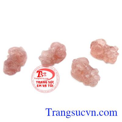 Tỳ hưu thạch anh dâu hồng đẹp.