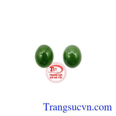 Mặt ngọc Nephrite Oval từ thời xa xưa đã được ưa chuộng ở phương Đông và phương Tây được xem như là viên đá của đế vương là bảo vật của hoàng gia.