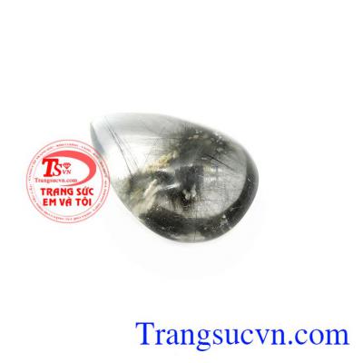 Đá thạch anh tóc đen là loại đá mà hiện đang được nhiều người tiêu dùng lựa chọn.